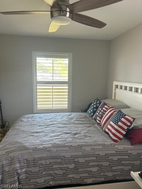 5422 Hardee St, Naples, FL 34113-3