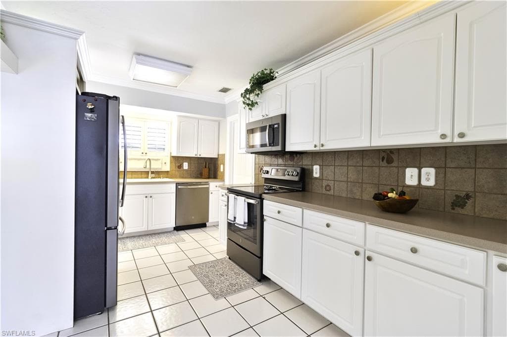 4101 29th Pl SW, Naples, FL 34116-14