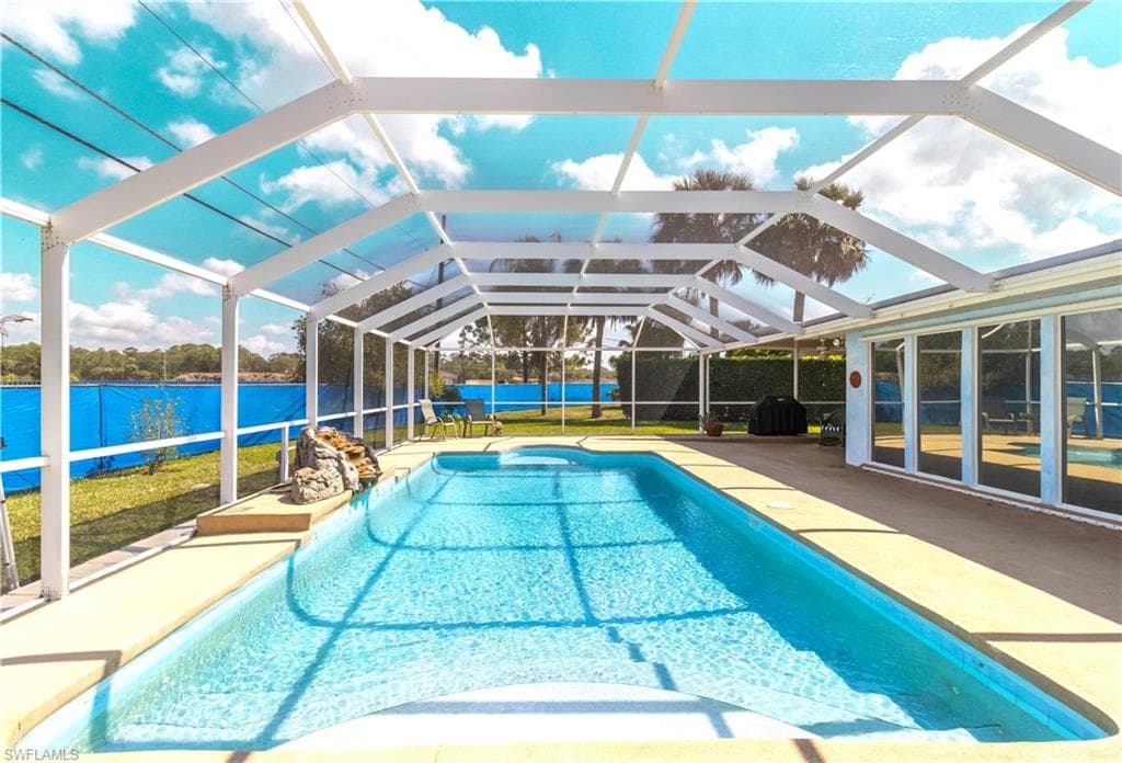 4101 29th Pl SW, Naples, FL 34116-2