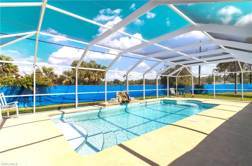 4101 29th Pl SW, Naples, FL 34116-3