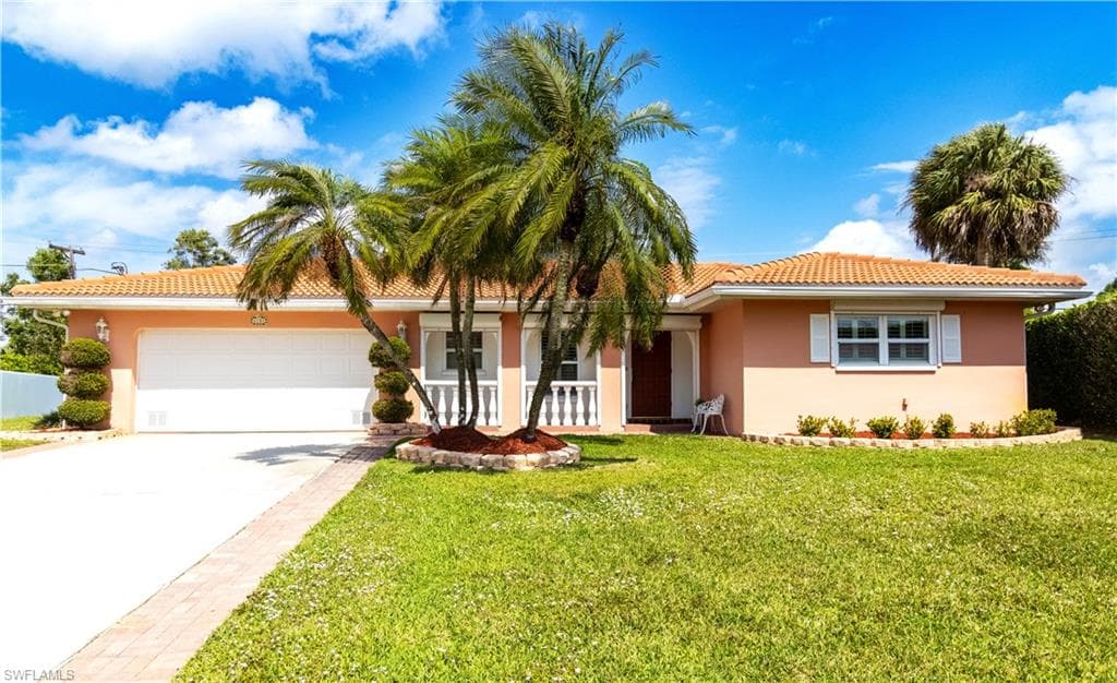 4101 29th Pl SW, Naples, FL 34116-7