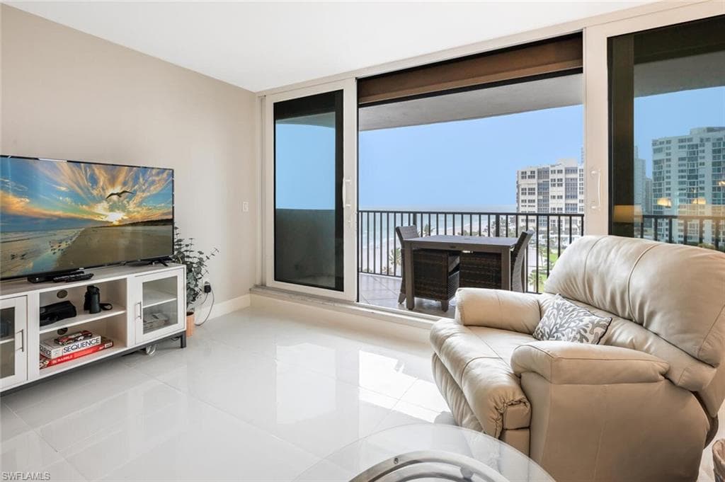 4005 Gulf Shore Blvd N 805, Naples, FL 34103-6