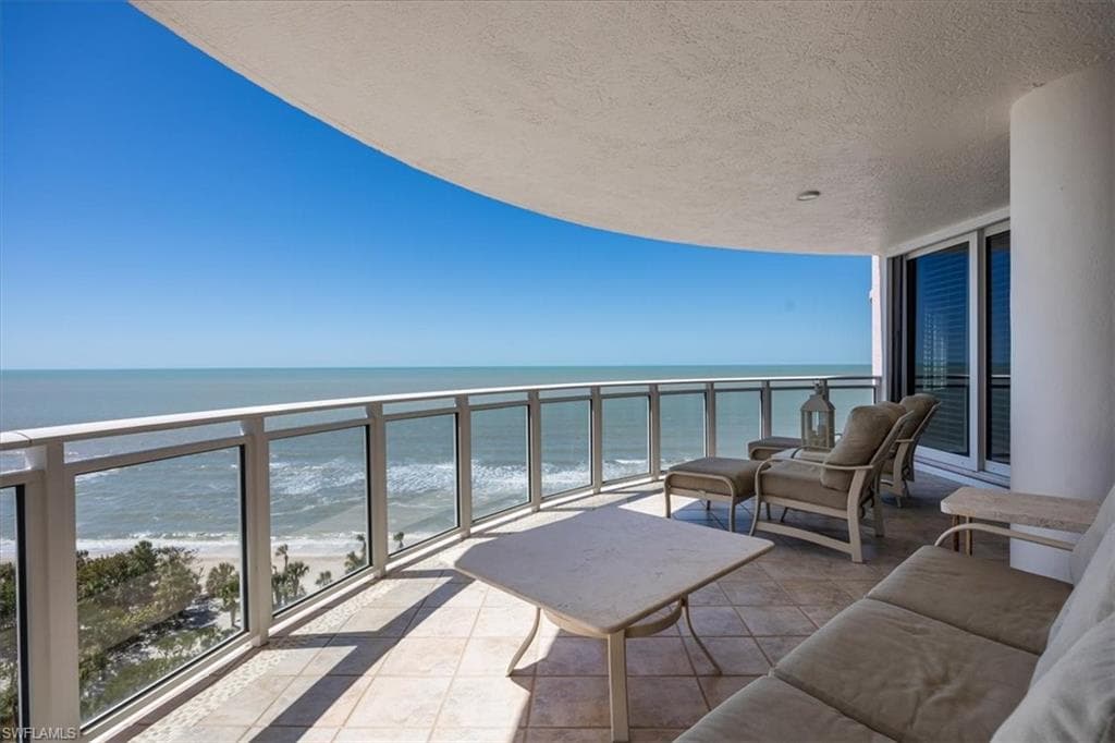 8231 Bay Colony Dr 1101, Naples, FL 34108-4