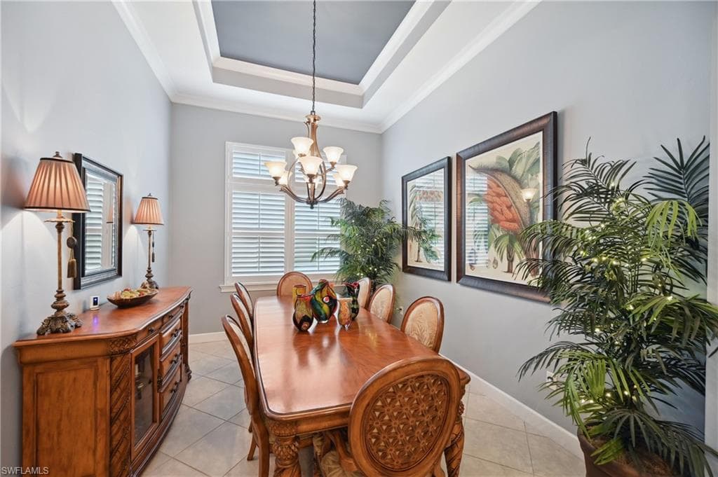 5122 Andros Dr, Naples, FL 34113-5