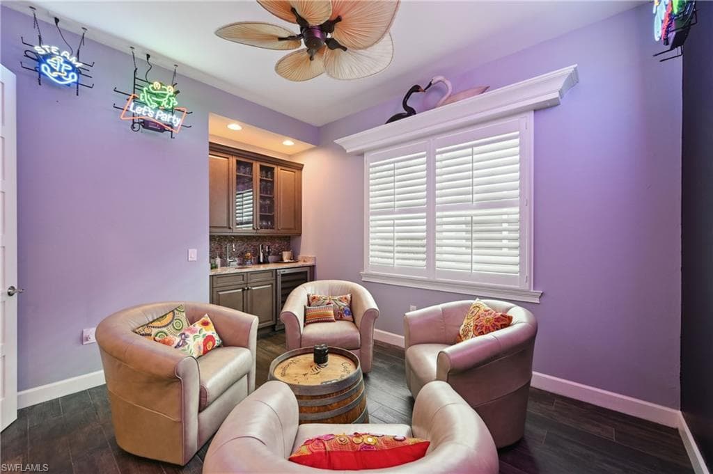 5122 Andros Dr, Naples, FL 34113-7