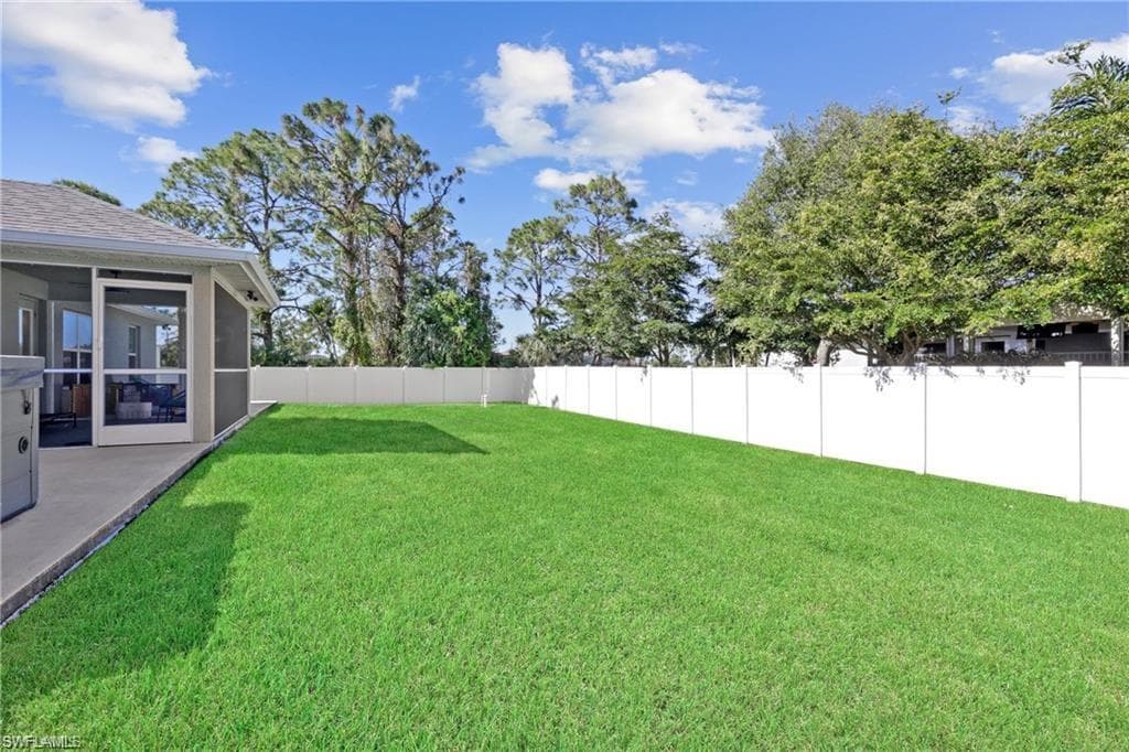2325 33rd St, Cape Coral, FL 33909-23
