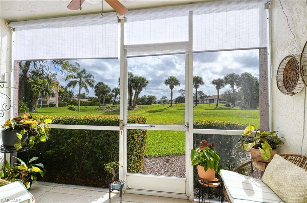 175 Turtle Lake Ct #112, Naples, FL 34105-15