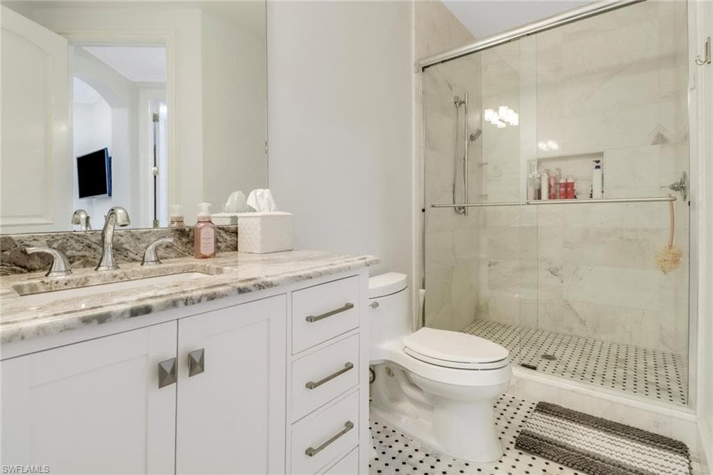 355 Sedgwick Ct, Naples, FL 34108-27