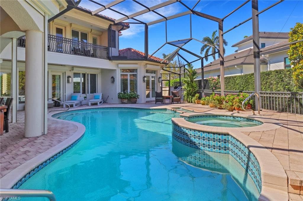 355 Sedgwick Ct, Naples, FL 34108-35