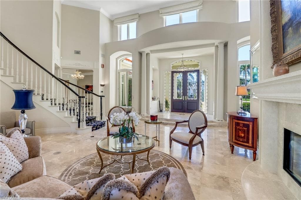 355 Sedgwick Ct, Naples, FL 34108-7