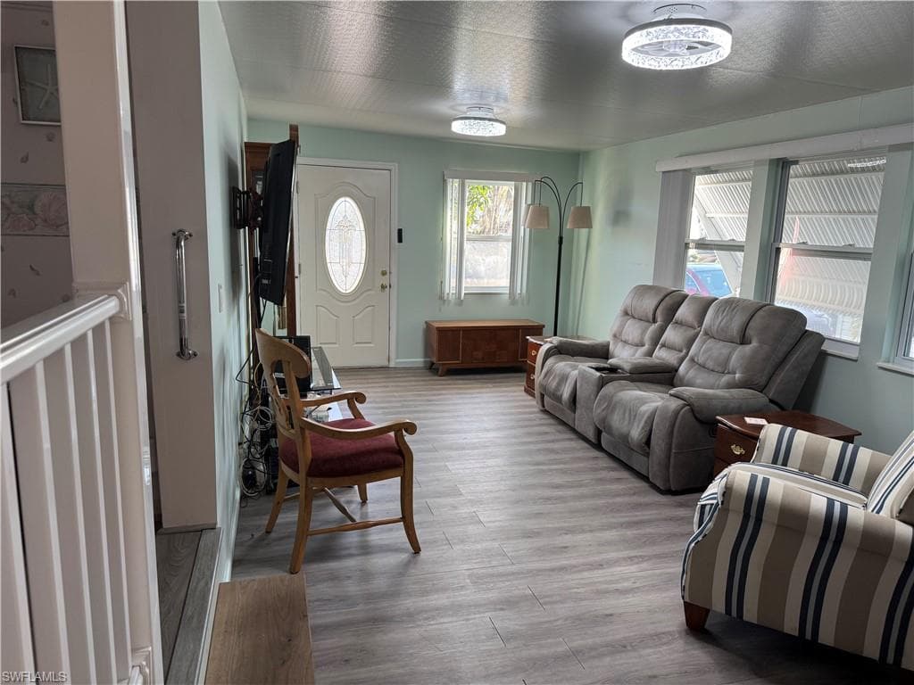 158 Cheetah Dr 158, Naples, FL 34114-4