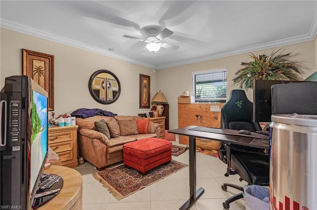 10094 Boca Cir, Naples, FL 34109-17