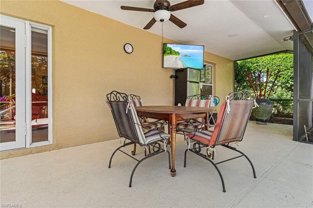 10094 Boca Cir, Naples, FL 34109-19