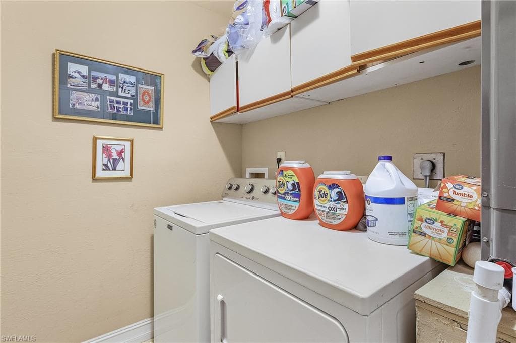 10094 Boca Cir, Naples, FL 34109-21