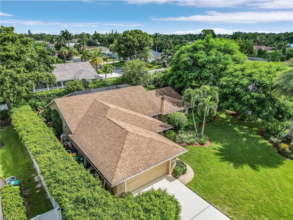 10094 Boca Cir, Naples, FL 34109-26
