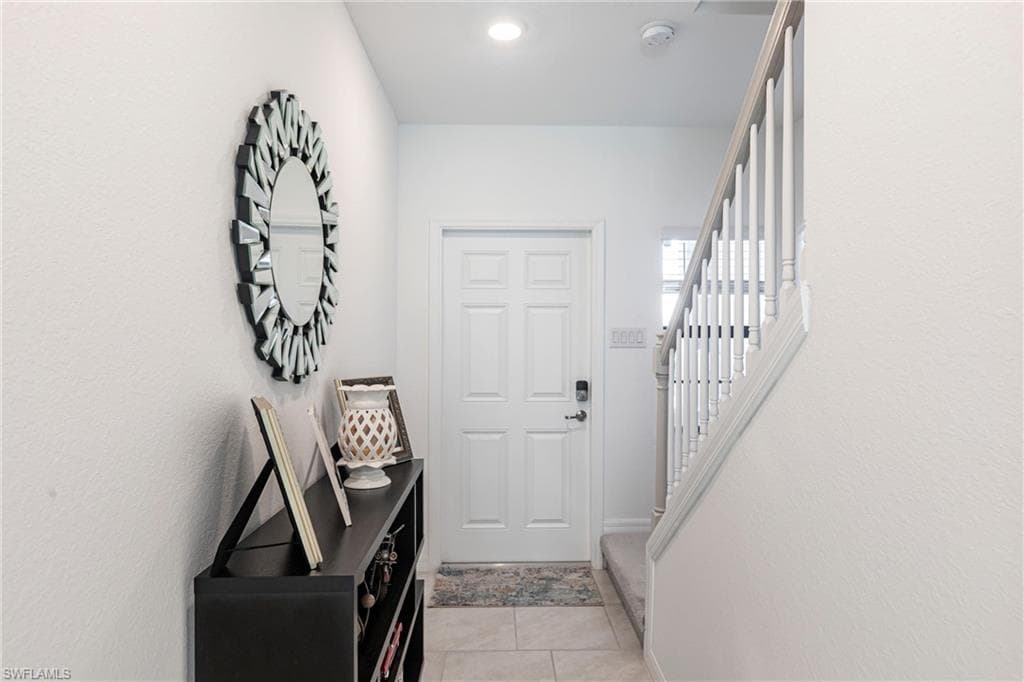 14239 Oviedo Pl, Fort Myers, FL 33905-4