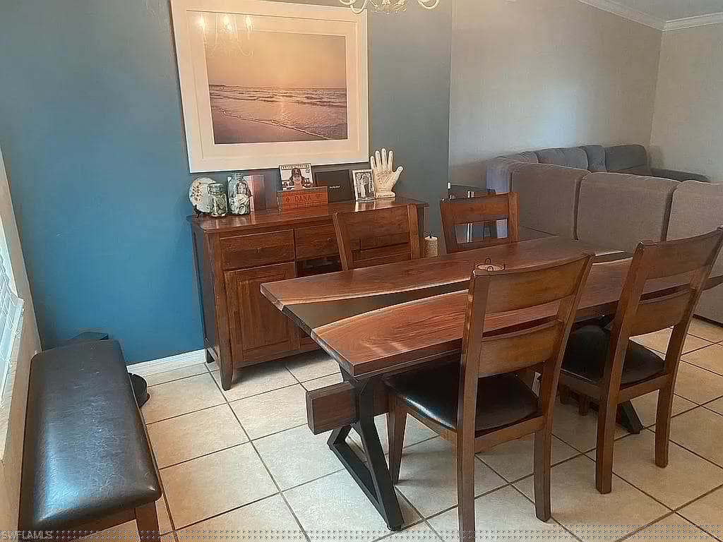 125 11th St, Cape Coral, FL 33909-10