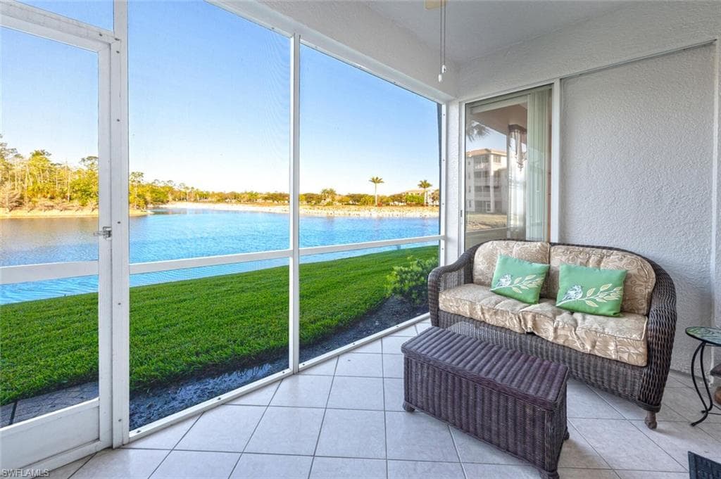 7515 Stoneybrook Dr 814, Naples, FL 34112-21