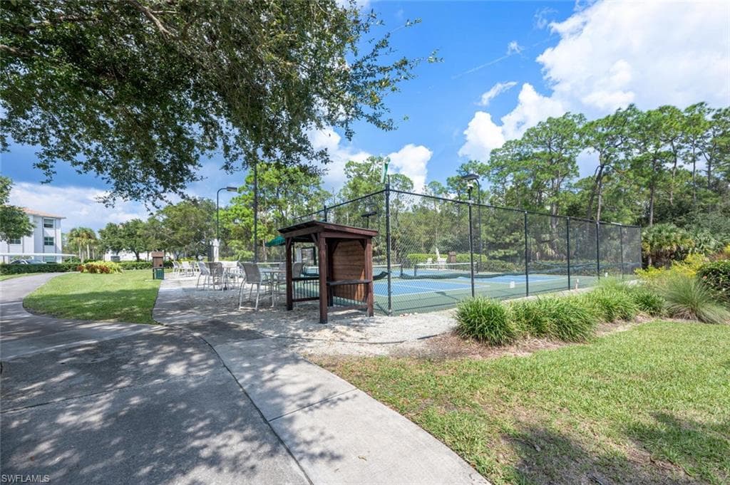 7515 Stoneybrook Dr 814, Naples, FL 34112-25