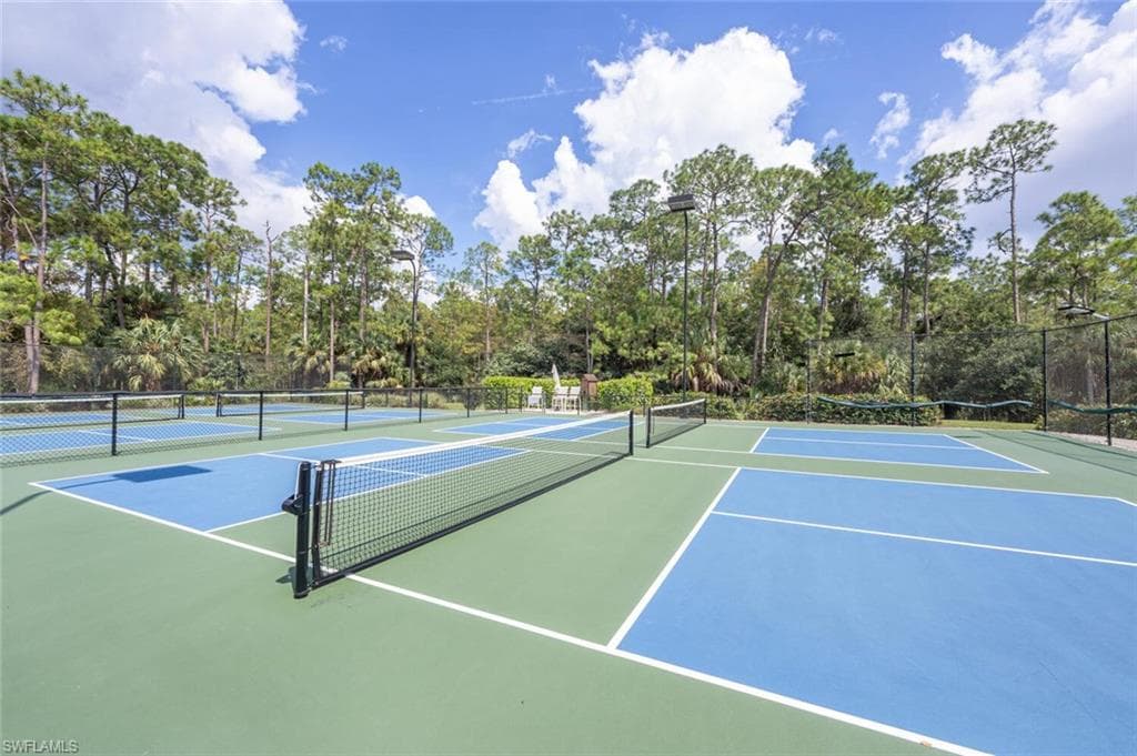 7515 Stoneybrook Dr 814, Naples, FL 34112-26