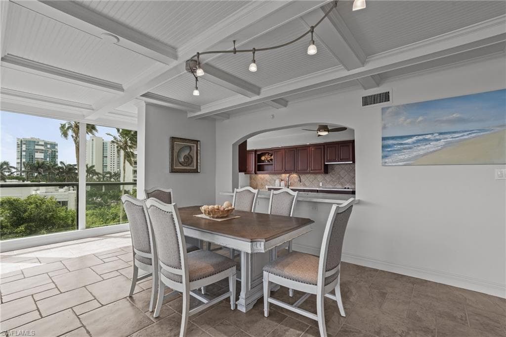 4031 Gulf Shore Blvd N 5f, Naples, FL 34103-14