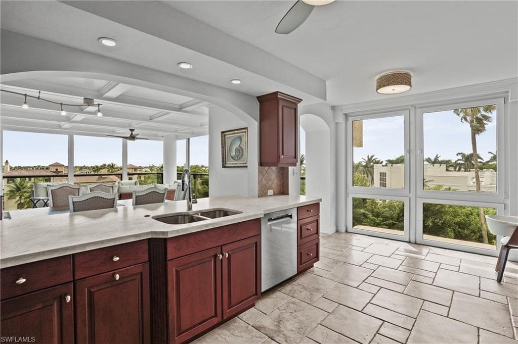 4031 Gulf Shore Blvd N 5f, Naples, FL 34103-23
