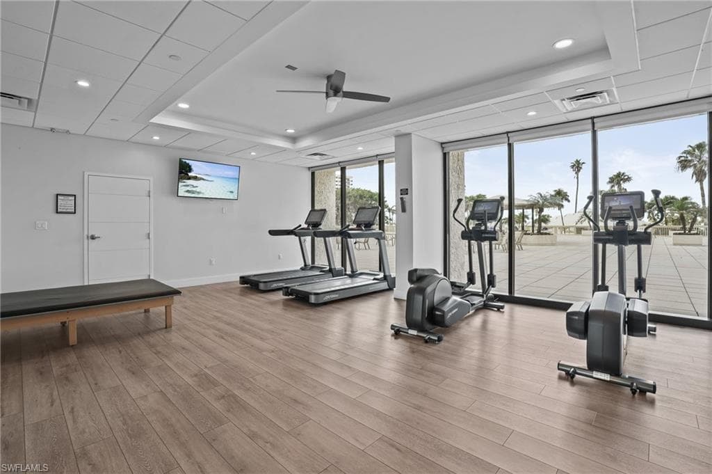 4031 Gulf Shore Blvd N 5f, Naples, FL 34103-36