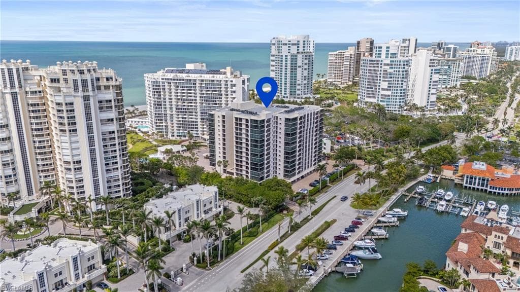4031 Gulf Shore Blvd N 5f, Naples, FL 34103-46