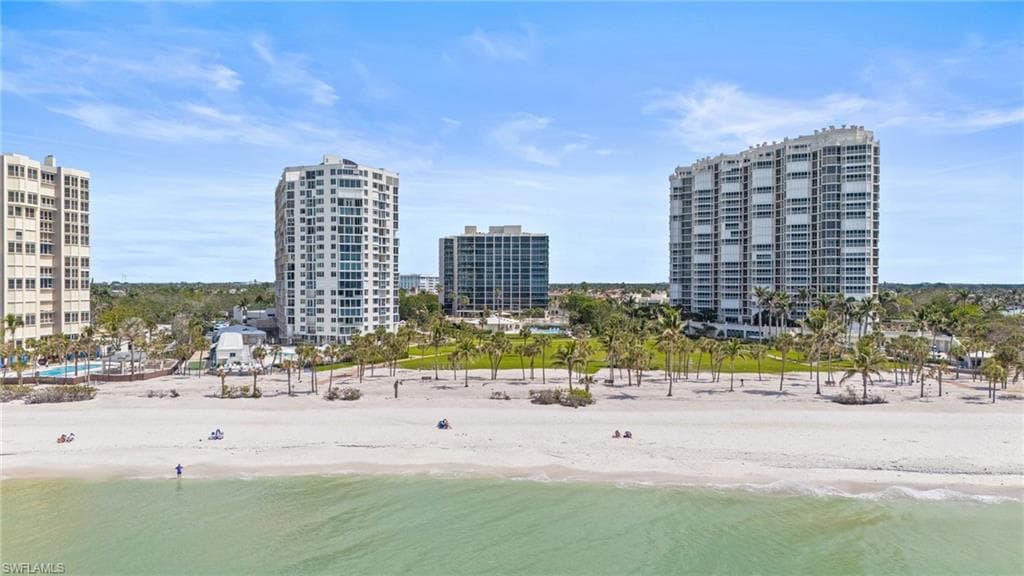 4031 Gulf Shore Blvd N 5f, Naples, FL 34103-51