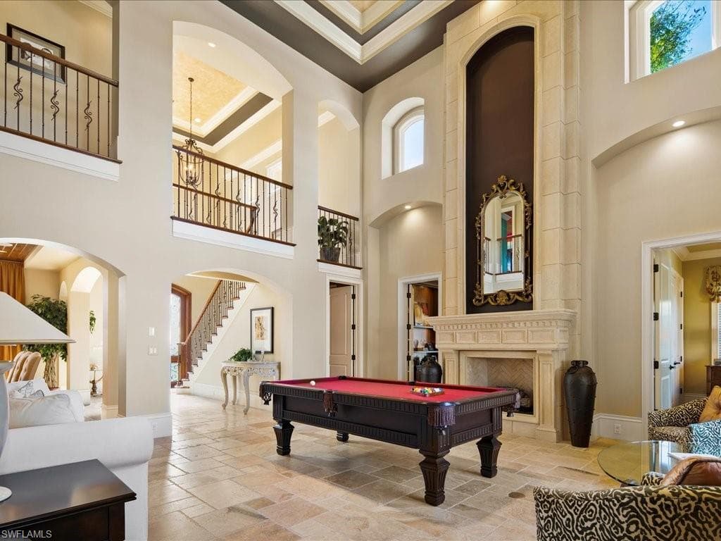 1550 Mullet Ln, Naples, FL 34102-17