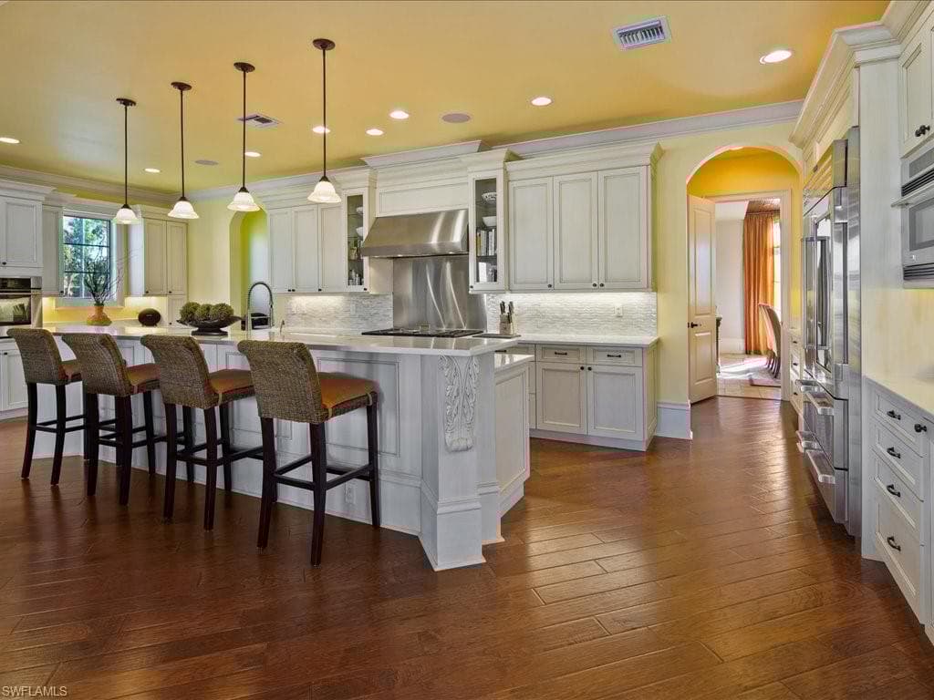 1550 Mullet Ln, Naples, FL 34102-22