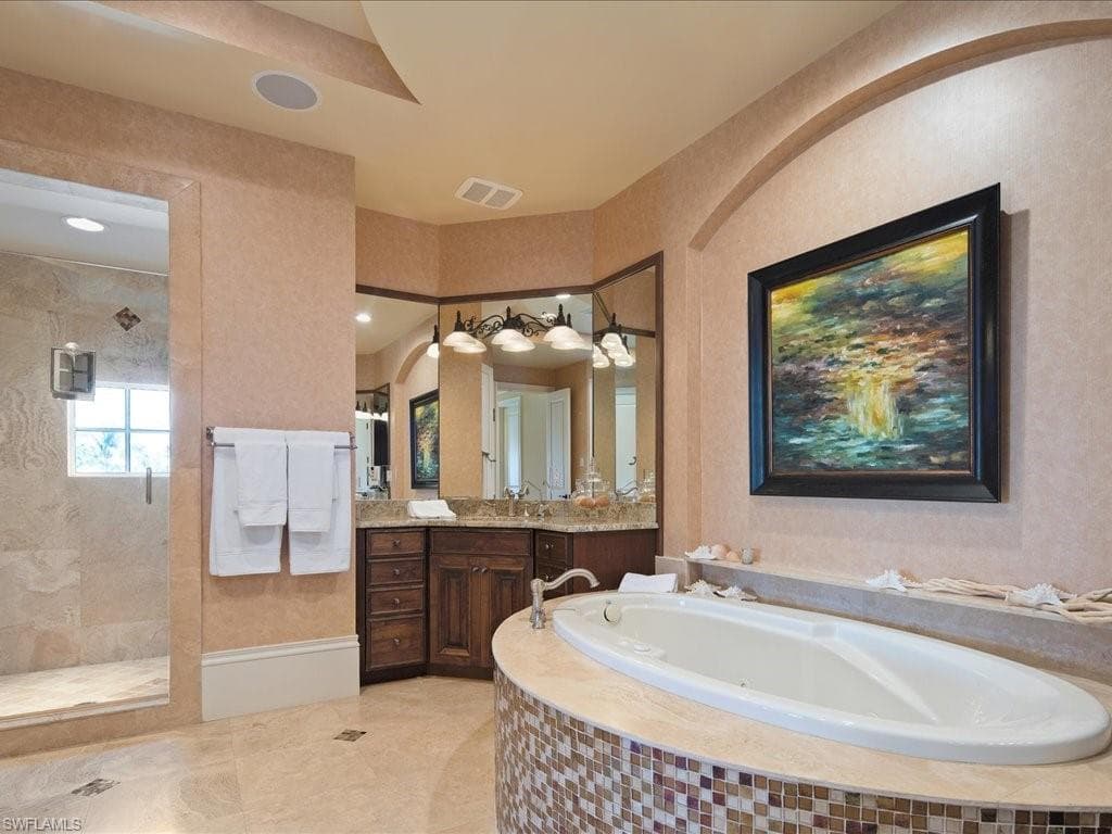 1550 Mullet Ln, Naples, FL 34102-41