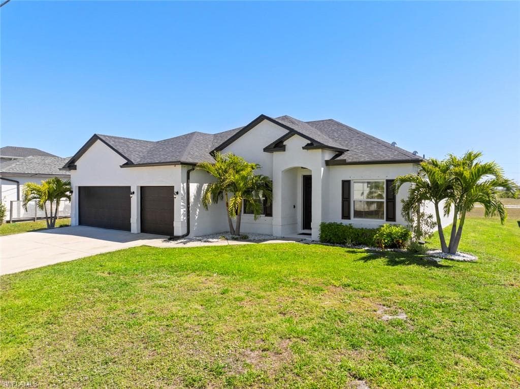 1217 42nd Ave, Cape Coral, FL 33993-2