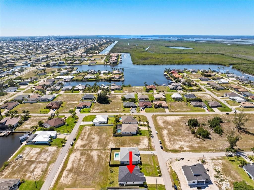 1217 42nd Ave, Cape Coral, FL 33993-36
