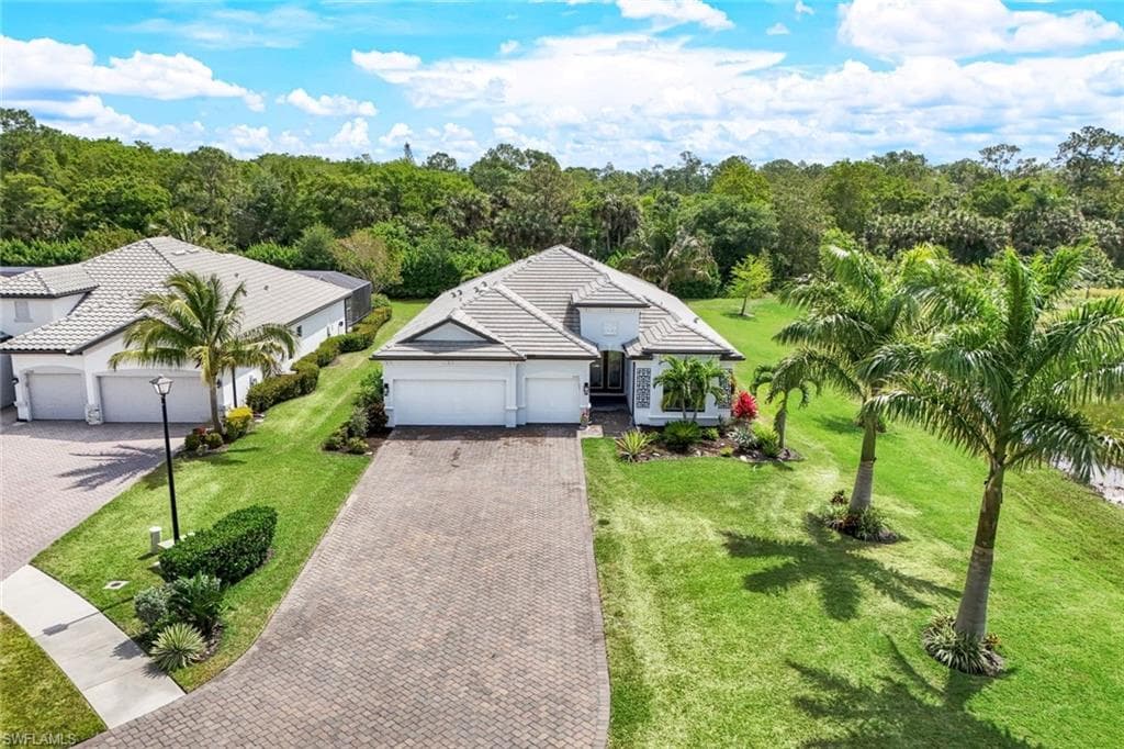 2302 Grenadines Way, Naples, FL 34120-14