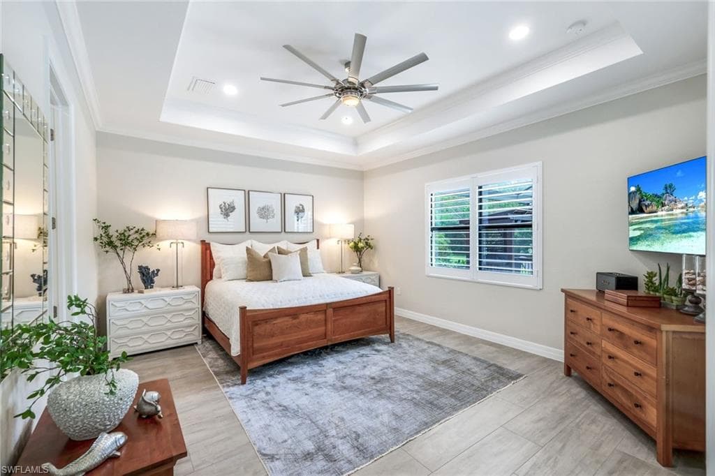 2302 Grenadines Way, Naples, FL 34120-19