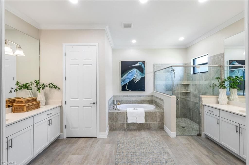 2302 Grenadines Way, Naples, FL 34120-21