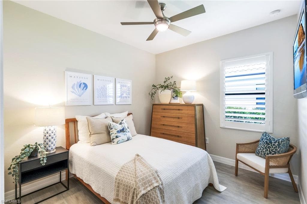 2302 Grenadines Way, Naples, FL 34120-26
