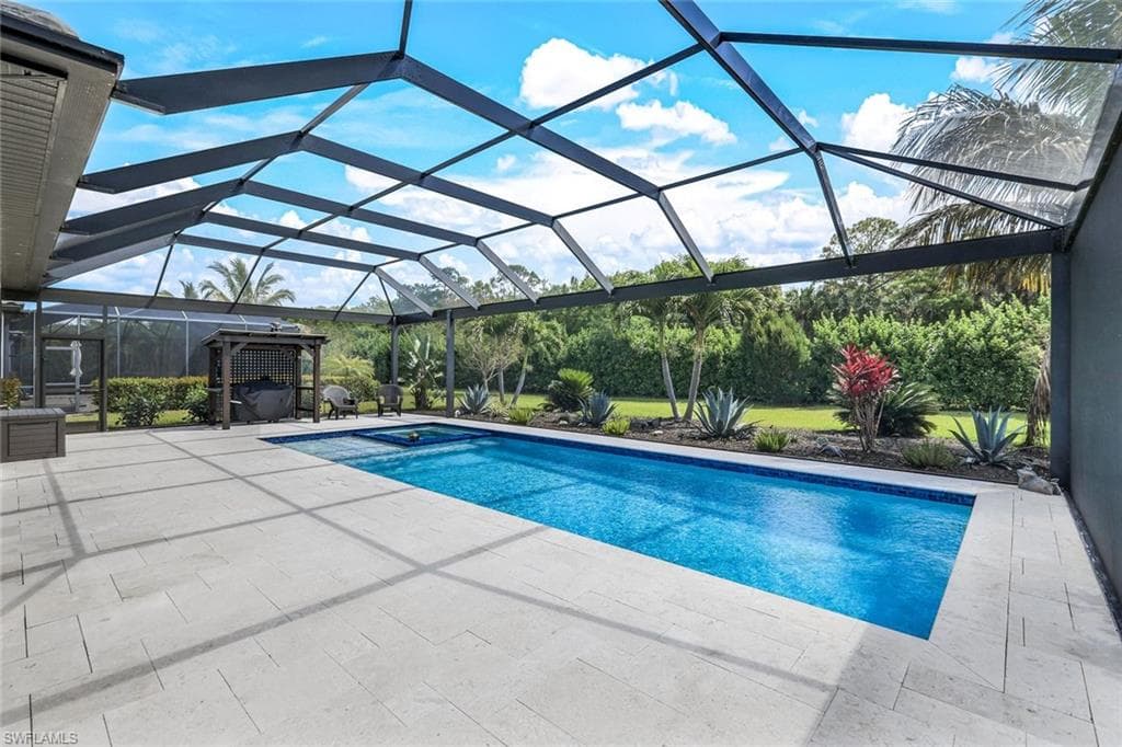 2302 Grenadines Way, Naples, FL 34120-29