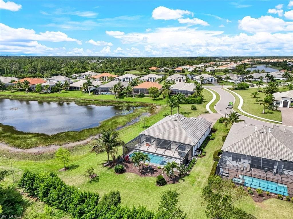 2302 Grenadines Way, Naples, FL 34120-32