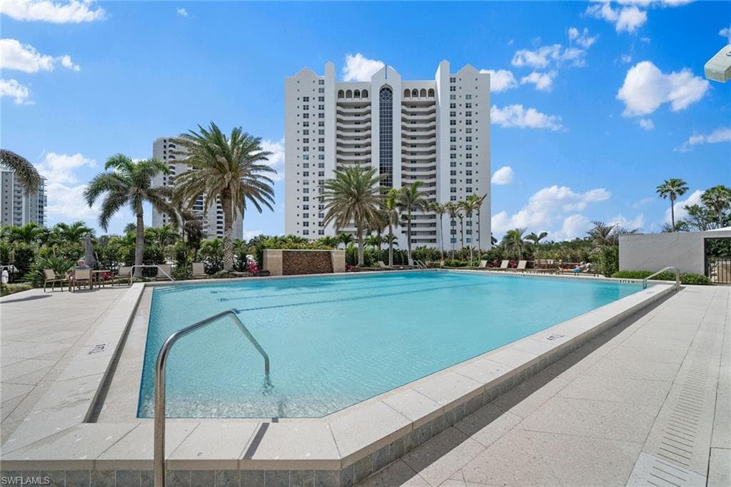 5601 Turtle Bay Dr 1501, Naples, FL 34108-27