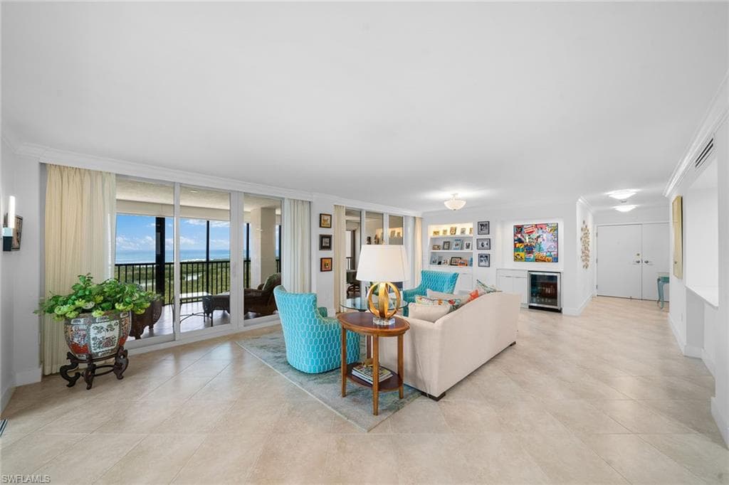 5601 Turtle Bay Dr 1501, Naples, FL 34108-3