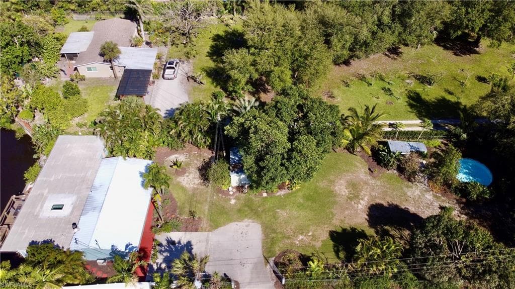 27101 Orange Court Dr, Bonita Springs, FL 34135-6