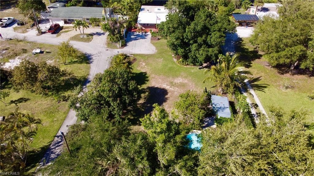 27101 Orange Court Dr, Bonita Springs, FL 34135-7