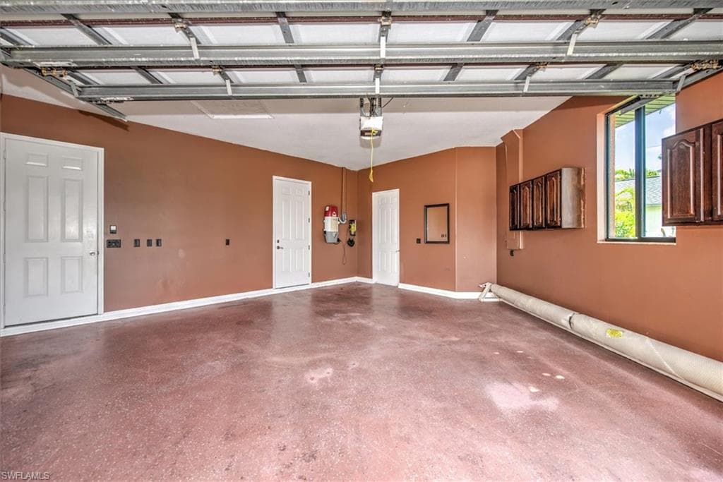 2613 22nd Pl, Cape Coral, FL 33914-23