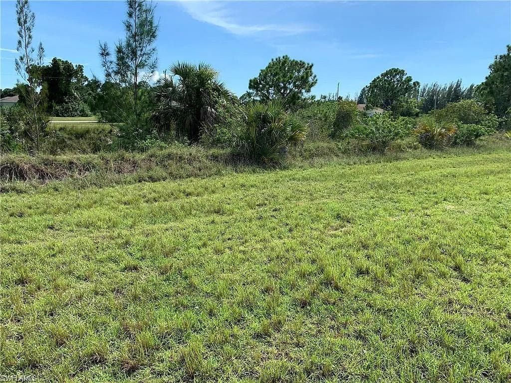 1514 37th St, Cape Coral, FL 33909-4