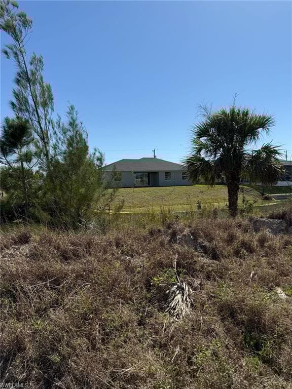 1514 37th St, Cape Coral, FL 33909-8