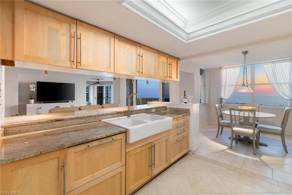 6585 Nicholas Blvd 1904, Naples, FL 34108-13