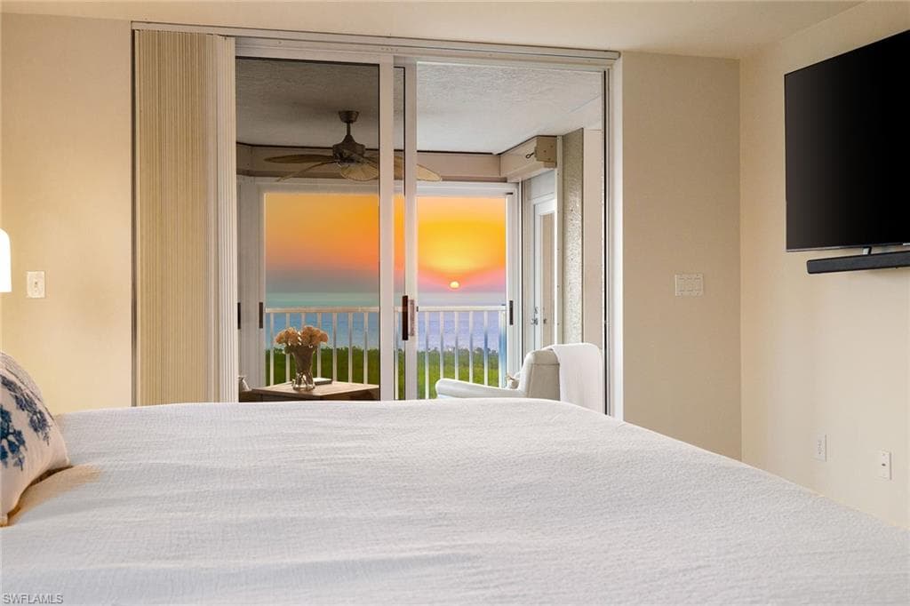 6585 Nicholas Blvd 1904, Naples, FL 34108-24
