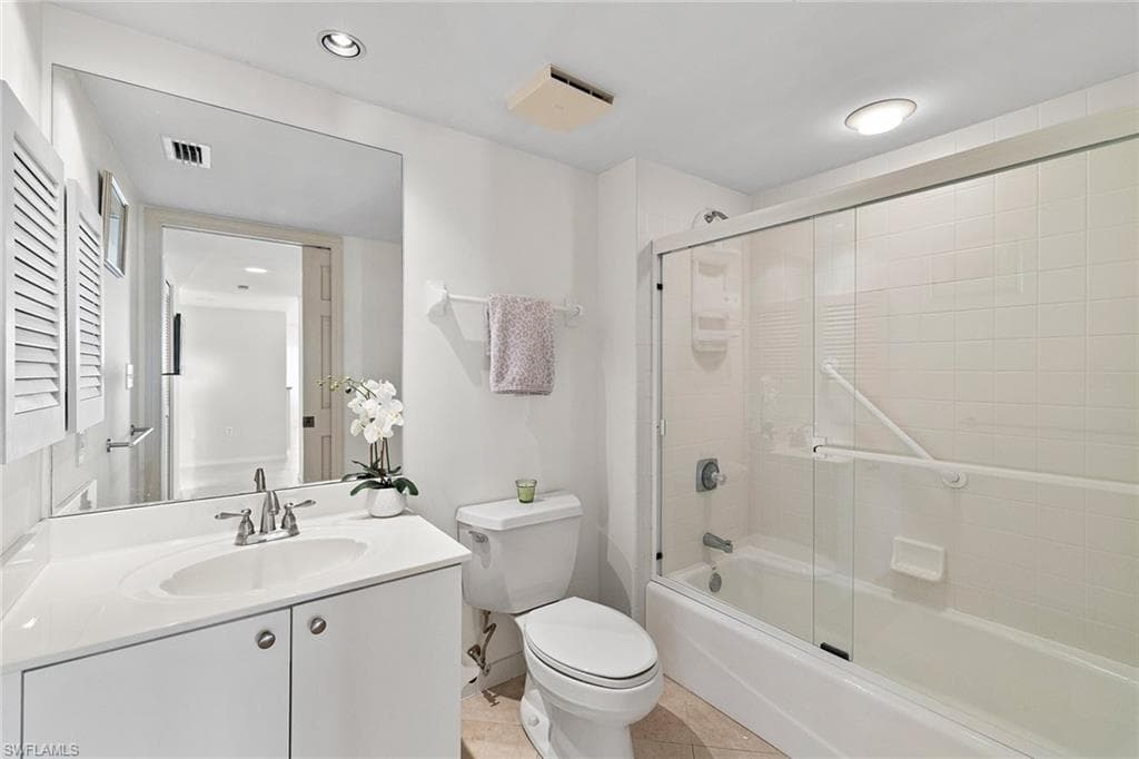 6585 Nicholas Blvd 1904, Naples, FL 34108-33